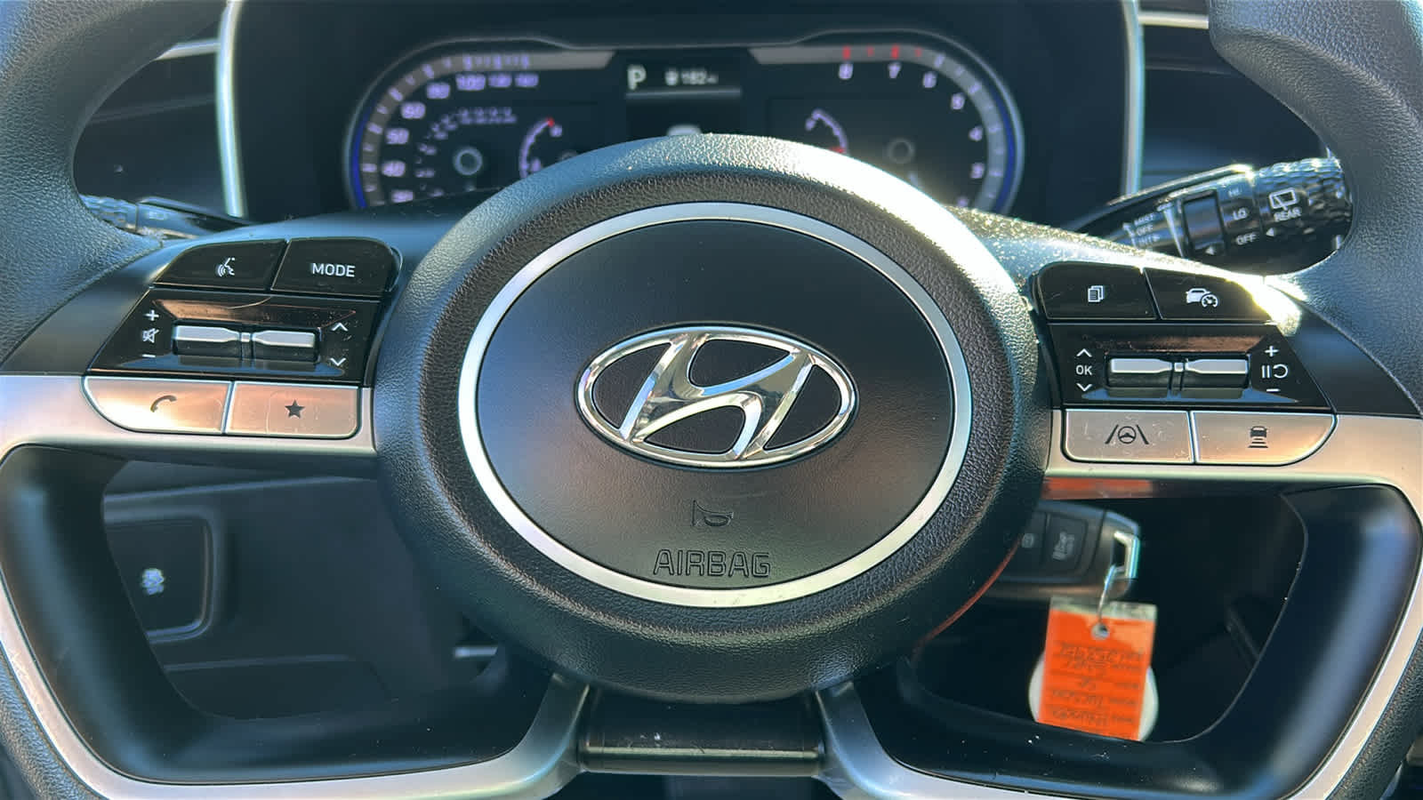 Used 2023 Hyundai Tucson SE image 9