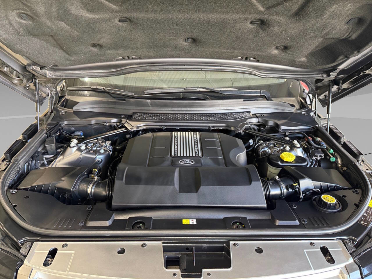 Used 2015 Land Rover Range Rover Long Wheelbase Autobiography AWD/4WD image 20