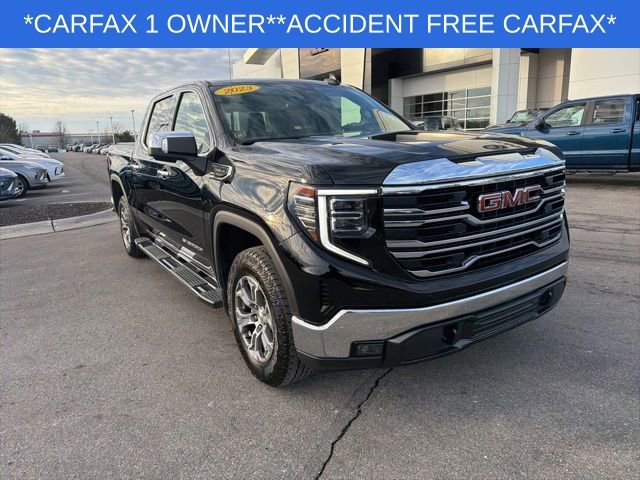 Used 2023 GMC Sierra 1500 SLT w/ SLT Convenience Package image 3