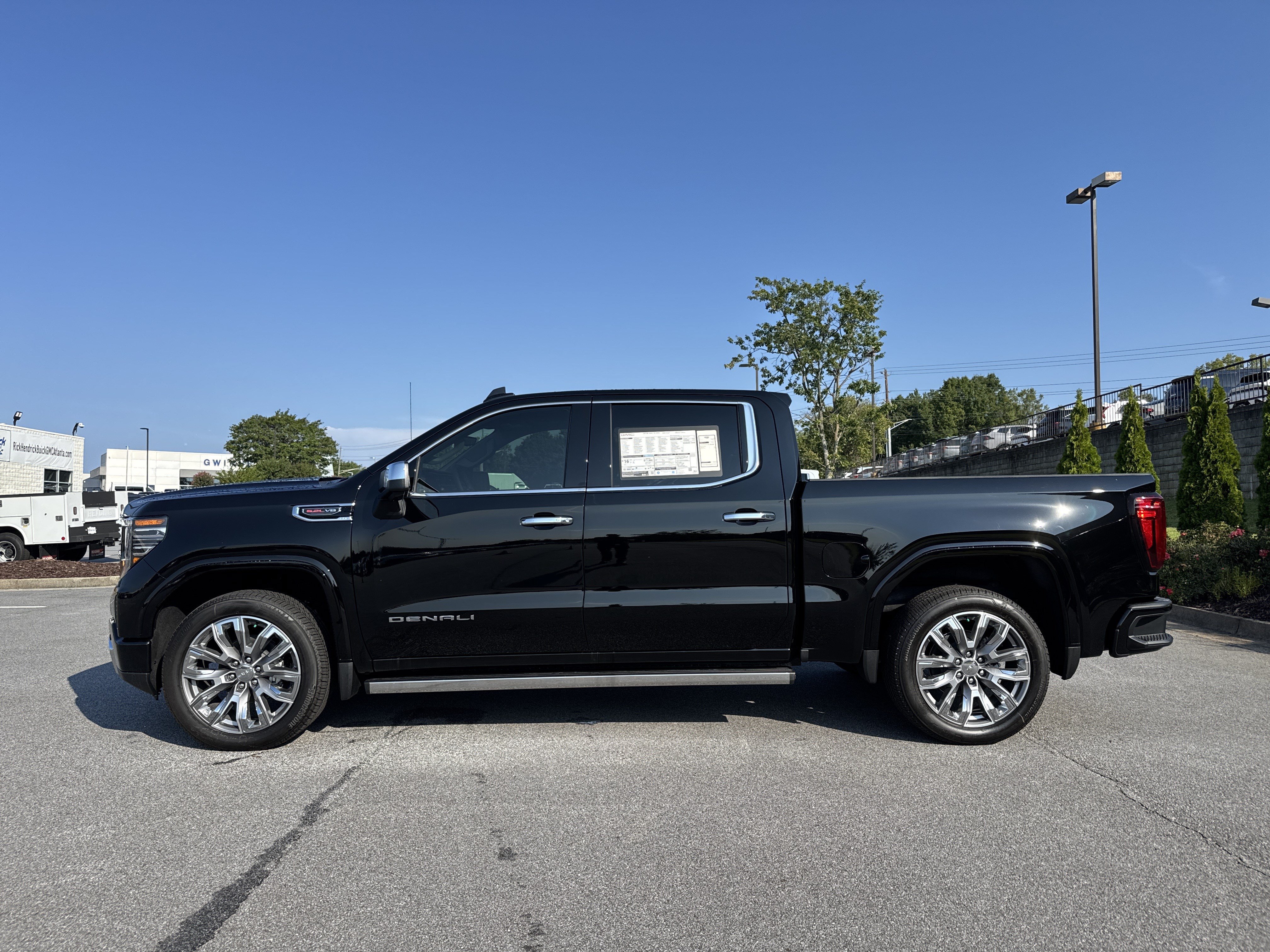 New 2026 GMC Sierra 1500 Denali w/ Denali Reserve Package AWD/4WD image 7