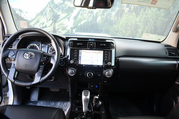 Certified 2022 Toyota 4Runner TRD Off-Road Premium w/ Moonroof Package AWD/4WD image 18