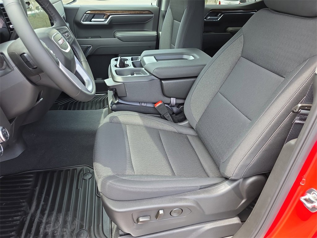 New 2025 GMC Sierra 1500 Elevation image 25