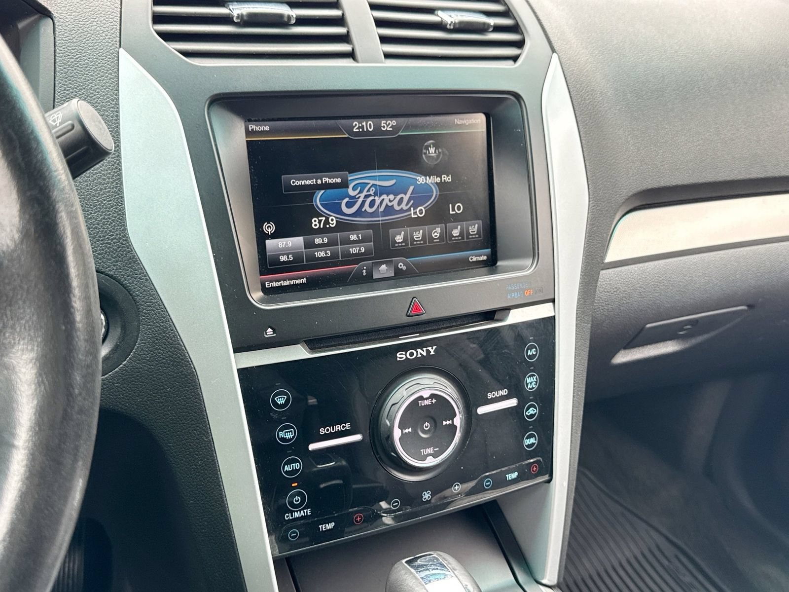 Used 2015 Ford Explorer Sport w/ Equipment Group 401A AWD/4WD image 35