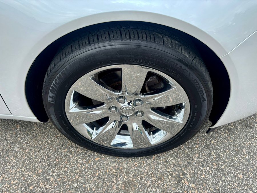 Used 2016 Buick Regal Premium w/ Driver Confidence Package #1 AWD/4WD image 35