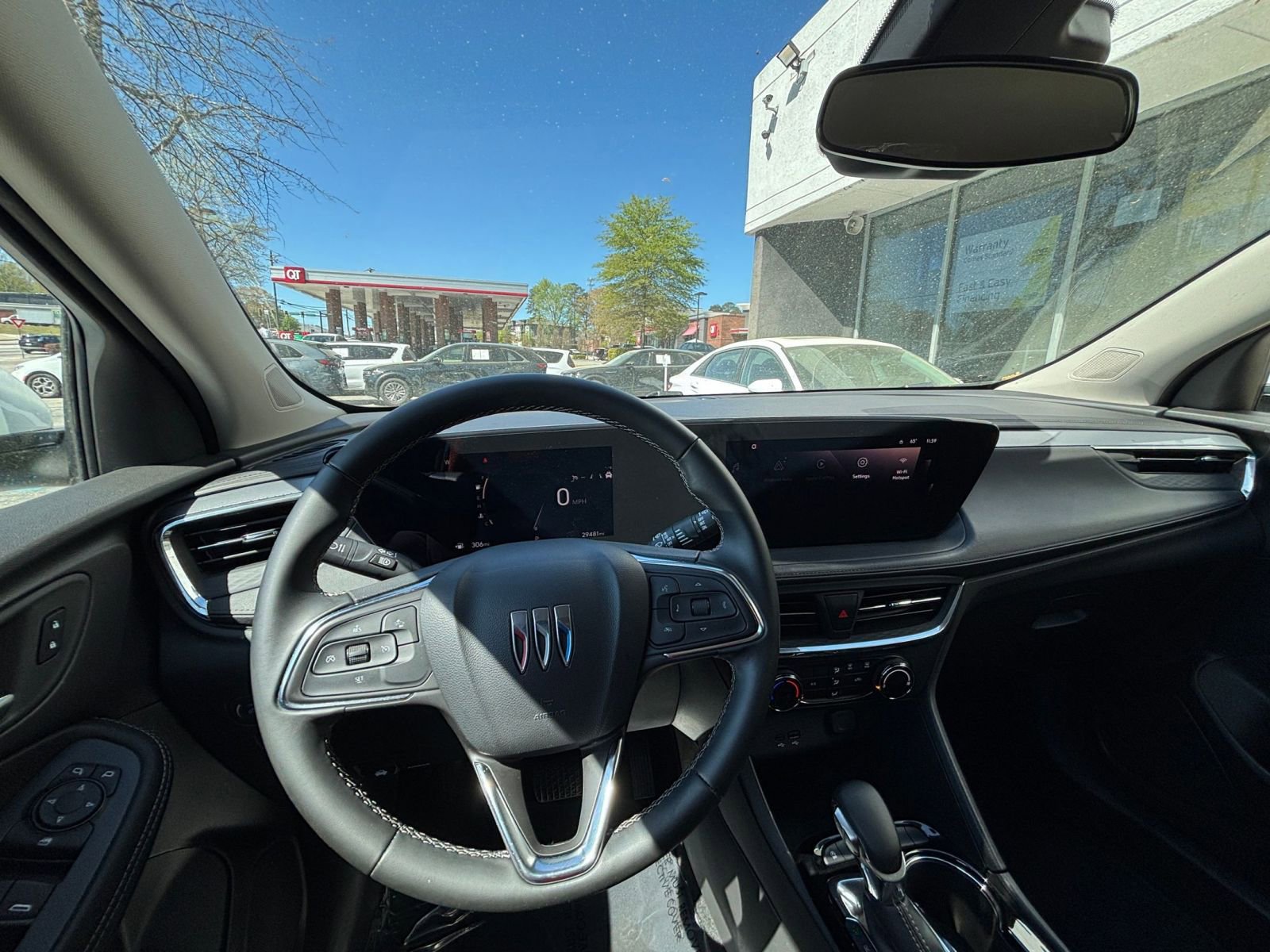 Used 2025 Buick Encore GX Preferred image 34