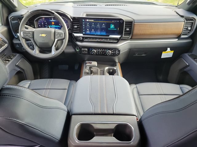 New 2026 Chevrolet Silverado 1500 High Country w/ Technology Package AWD/4WD image 16