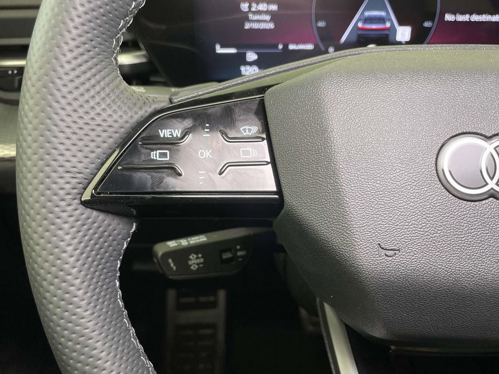 New 2025 Audi SQ5 Prestige image 38