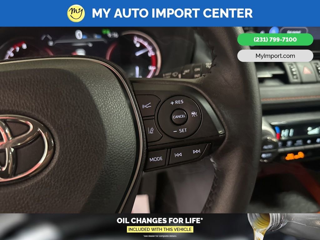 Used 2024 Toyota RAV4 Adventure image 17