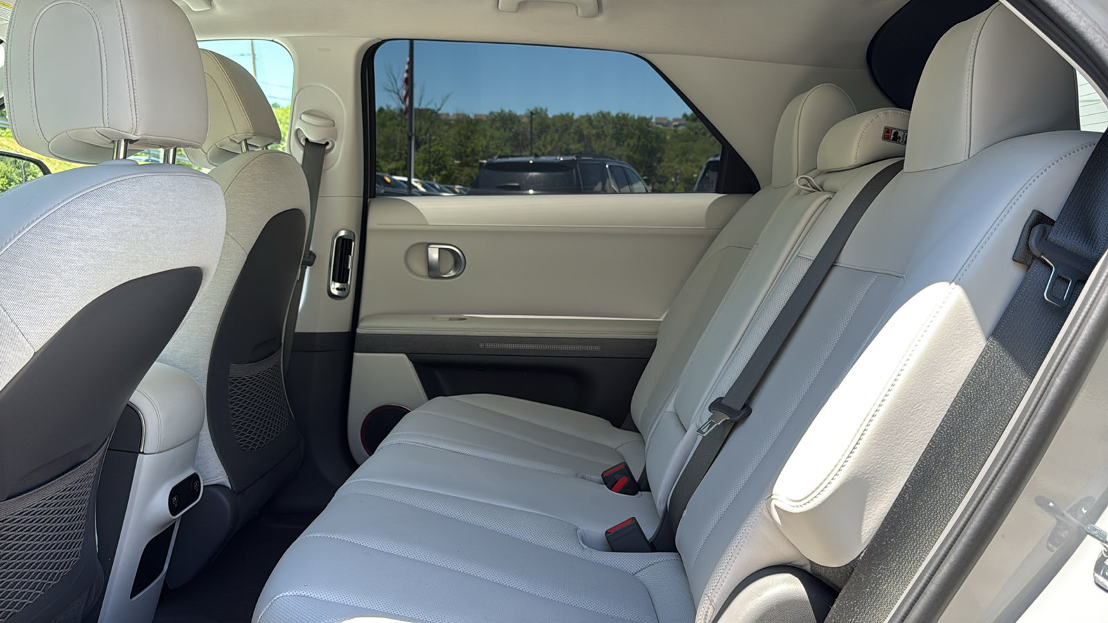 Used 2023 Hyundai Ioniq 5 SEL AWD/4WD image 26