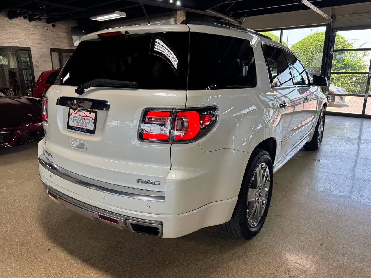 Used 2014 GMC Acadia Denali AWD/4WD image 7