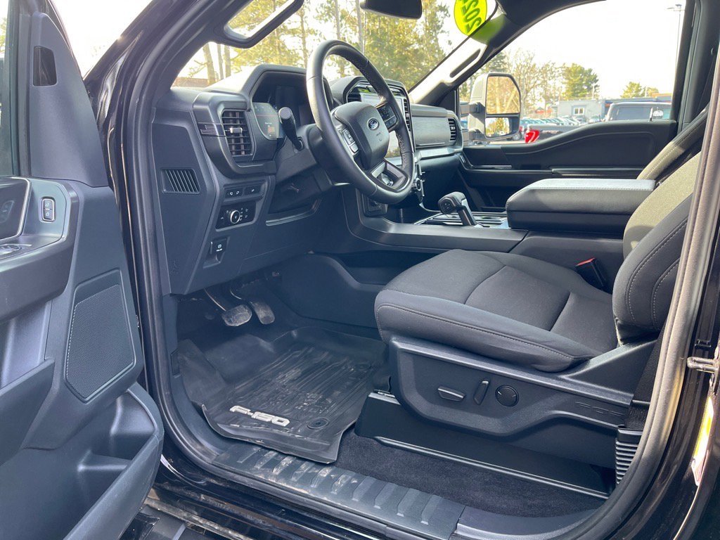 Used 2024 Ford F150 XLT w/ Equipment Group 302A MID image 9