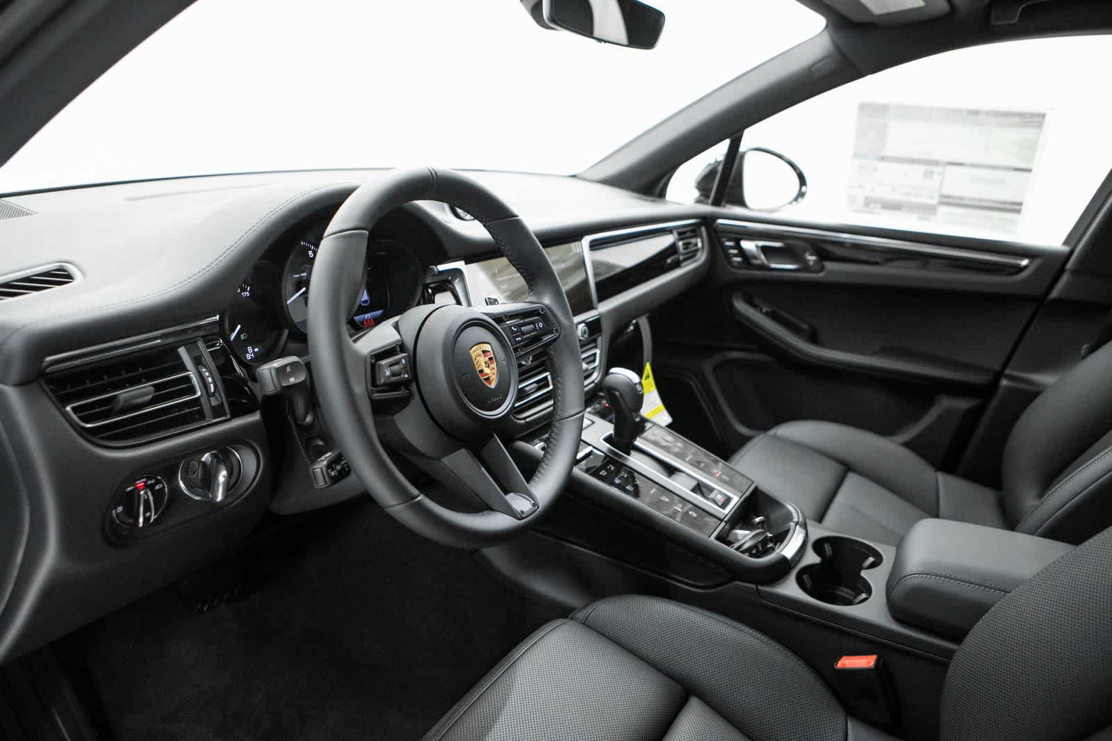 New 2026 Porsche Macan S AWD/4WD image 4
