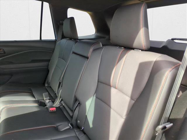 Used 2024 Honda Passport TrailSport image 16