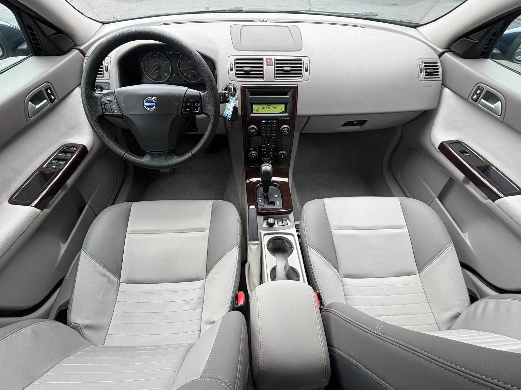 Used 2006 Volvo V50 2.4i FWD image 25