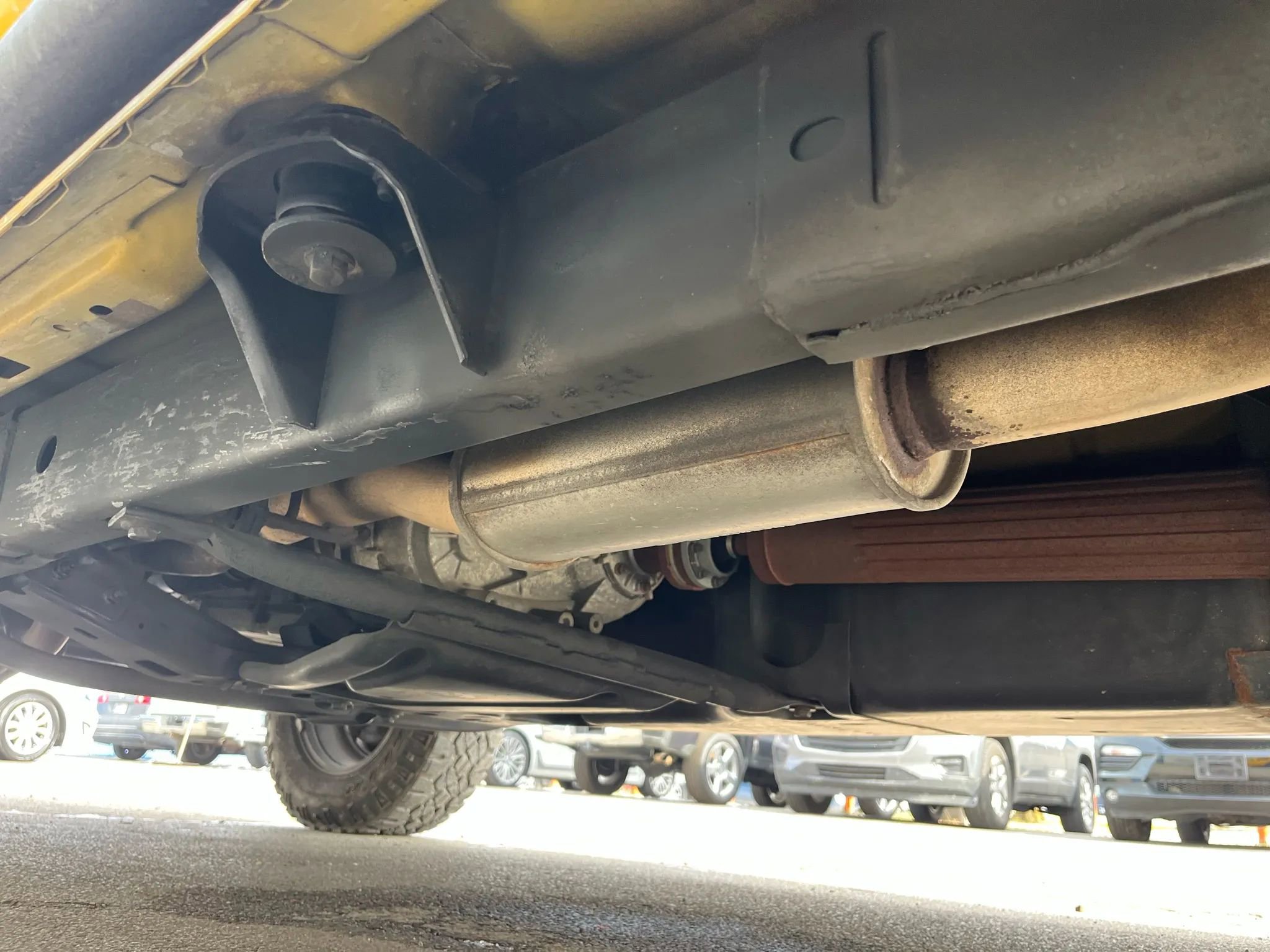 Used 2015 Jeep Wrangler Unlimited Sahara image 31