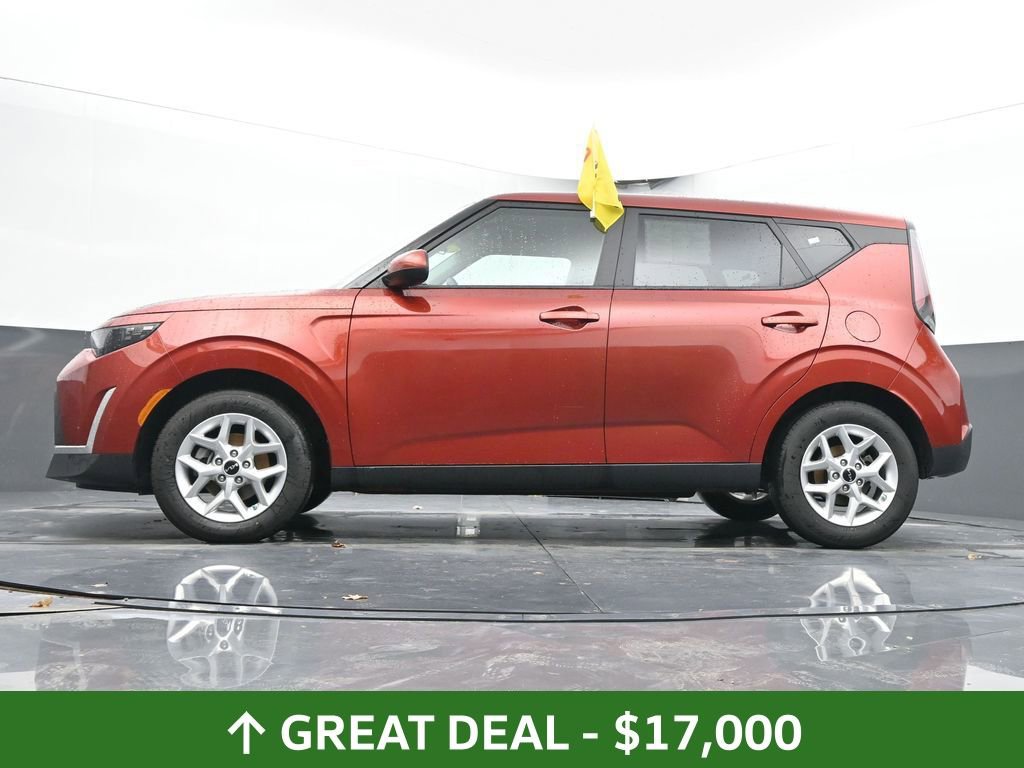 Used 2025 Kia Soul LX w/ LX Technology Package image 51