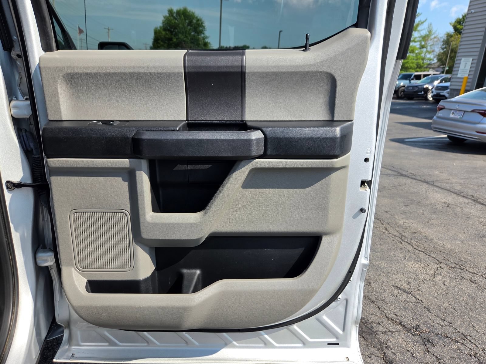 Used 2019 Ford F150 XL w/ Equipment Group 101A Mid AWD/4WD image 37