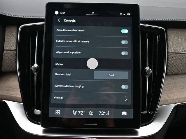 New 2026 Volvo XC90 B6 Ultra w/ Protection Package image 19