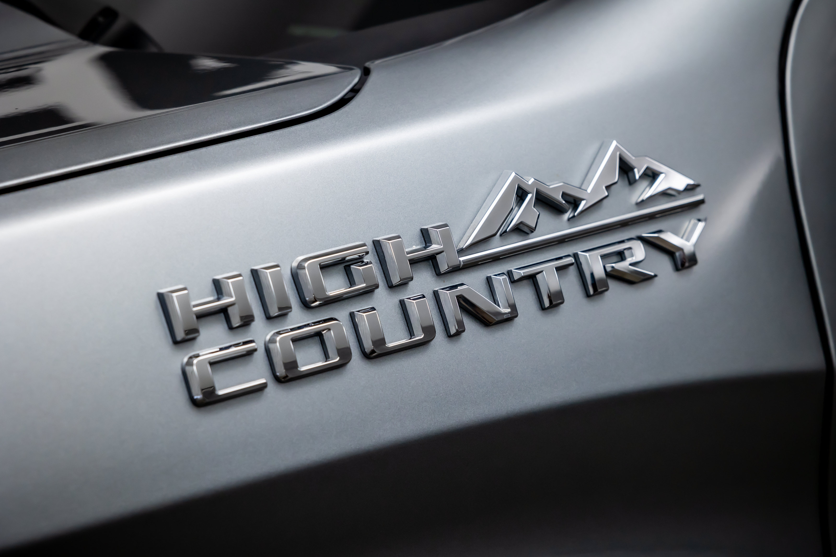 Used 2024 Chevrolet Silverado 1500 High Country w/ Z71 Off-Road Package AWD/4WD image 16