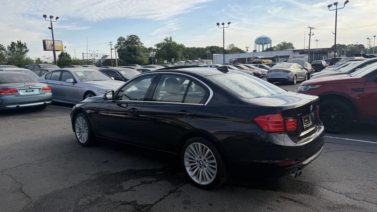 Used 2013 BMW 328i xDrive Sedan AWD/4WD image 4