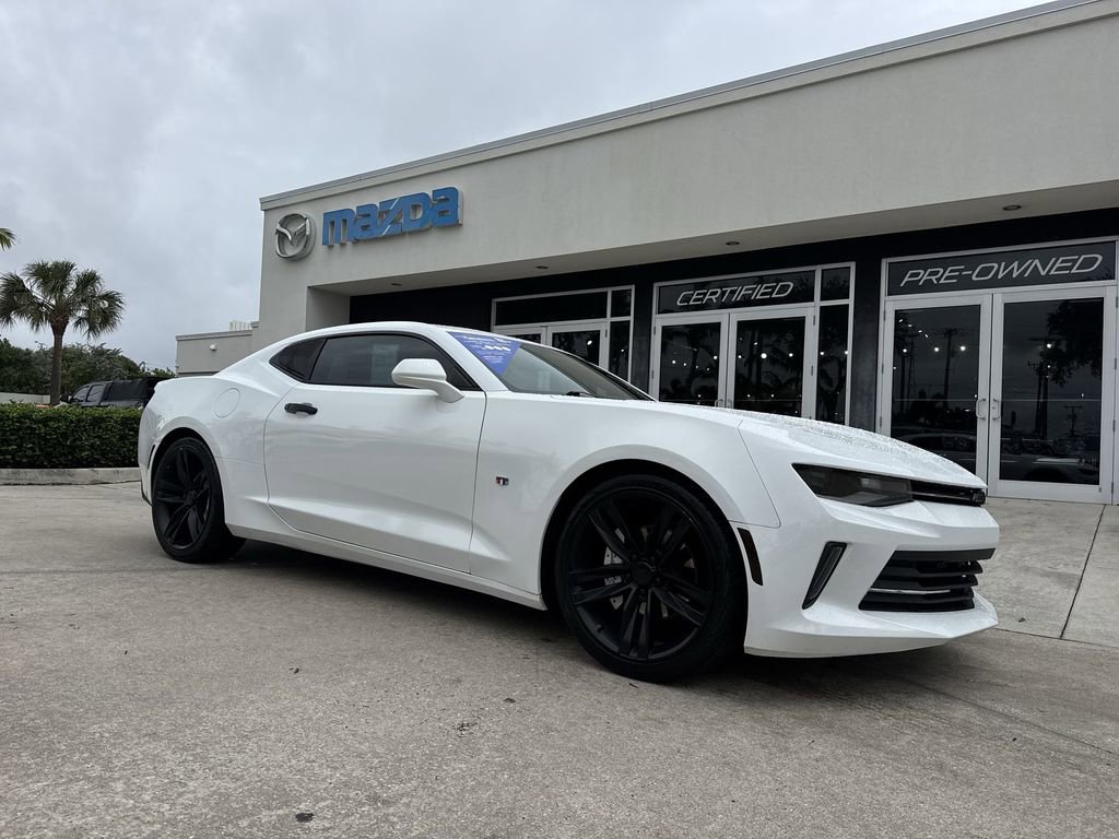 Used 2018 Chevrolet Camaro LT w/ RS Package image 23