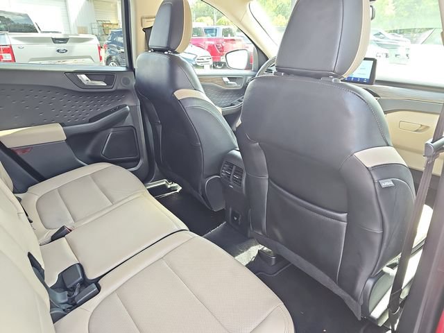 Used 2020 Ford Escape Titanium AWD/4WD image 13