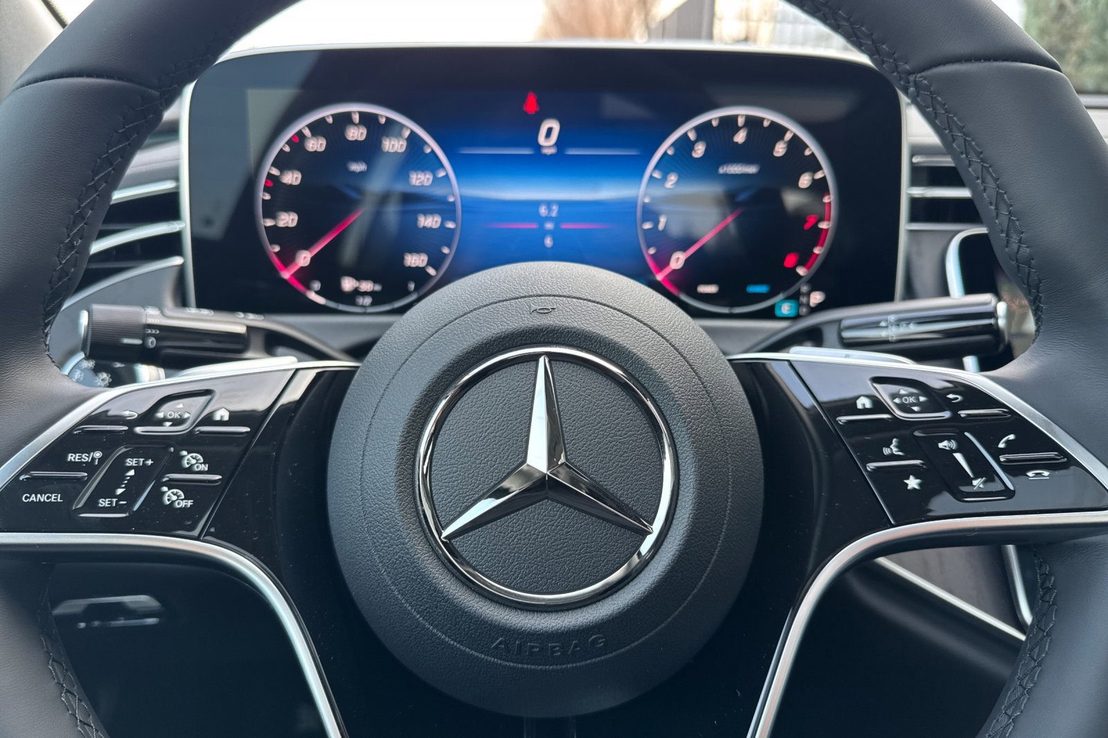 New 2026 Mercedes-Benz E 350 4MATIC Sedan image 23
