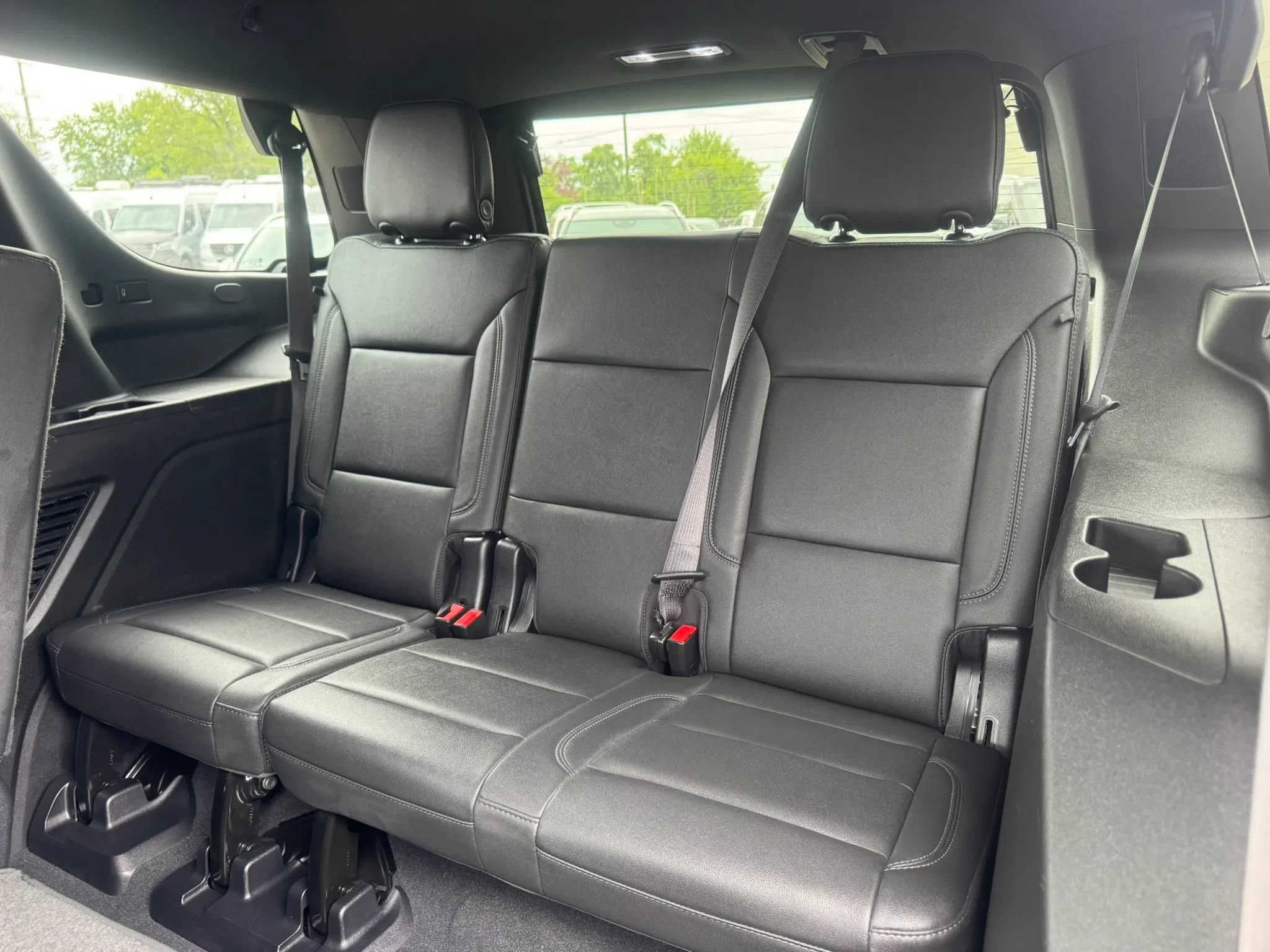 Used 2022 Chevrolet Tahoe Z71 AWD/4WD image 15