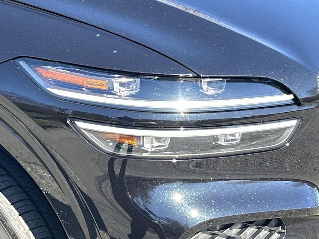 Used 2025 Genesis GV70 3.5T Sport w/ Sport Prestige Package image 10