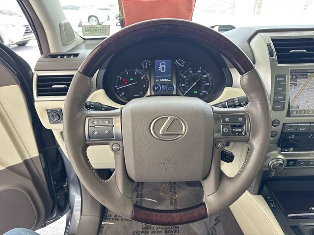 Used 2017 Lexus GX 460 Premium AWD/4WD image 14