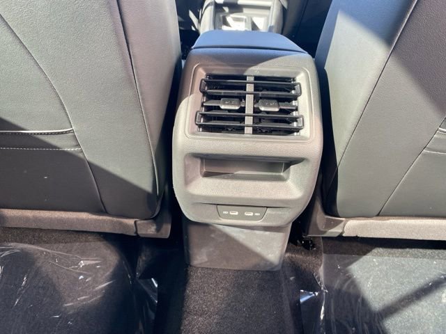 New 2025 Volkswagen Tiguan SE image 55