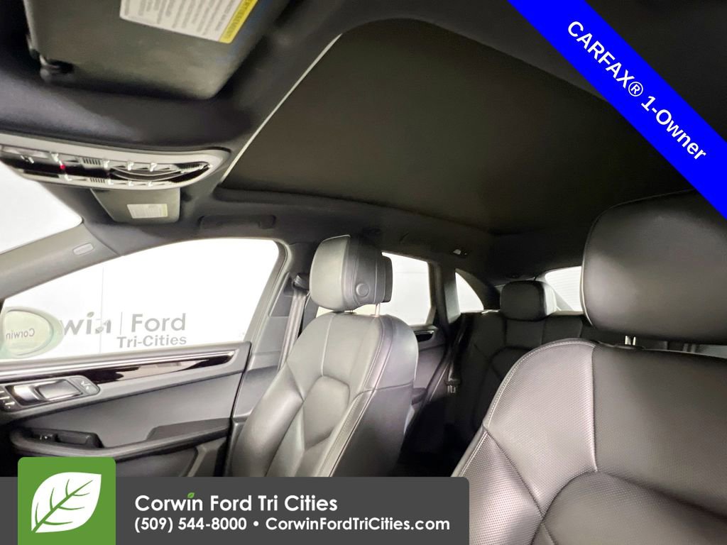 Used 2024 Porsche Macan image 24