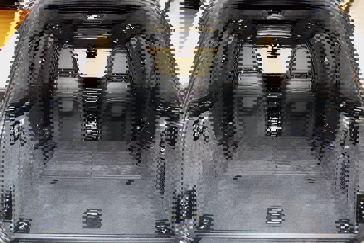 Used 2024 BMW X7 M60i image 80