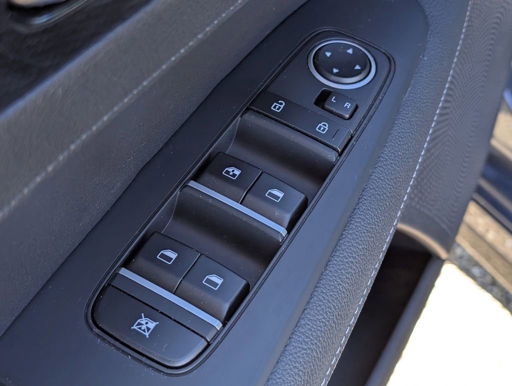 Used 2023 Kia Forte GT-Line image 14