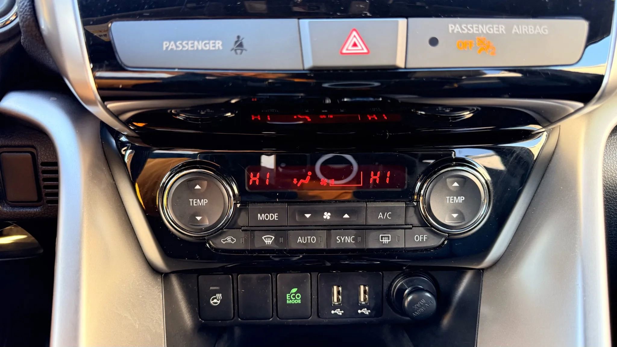 Used 2024 Mitsubishi Eclipse Cross SEL image 8