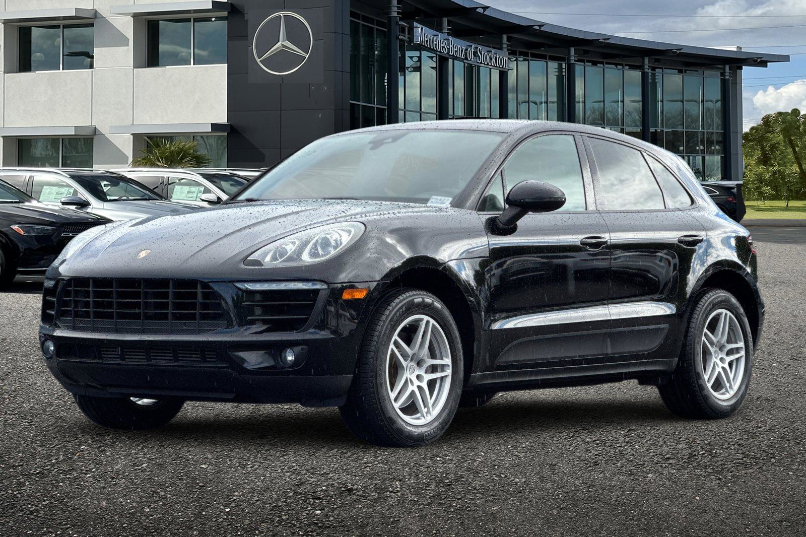 Used 2018 Porsche Macan AWD/4WD image 8