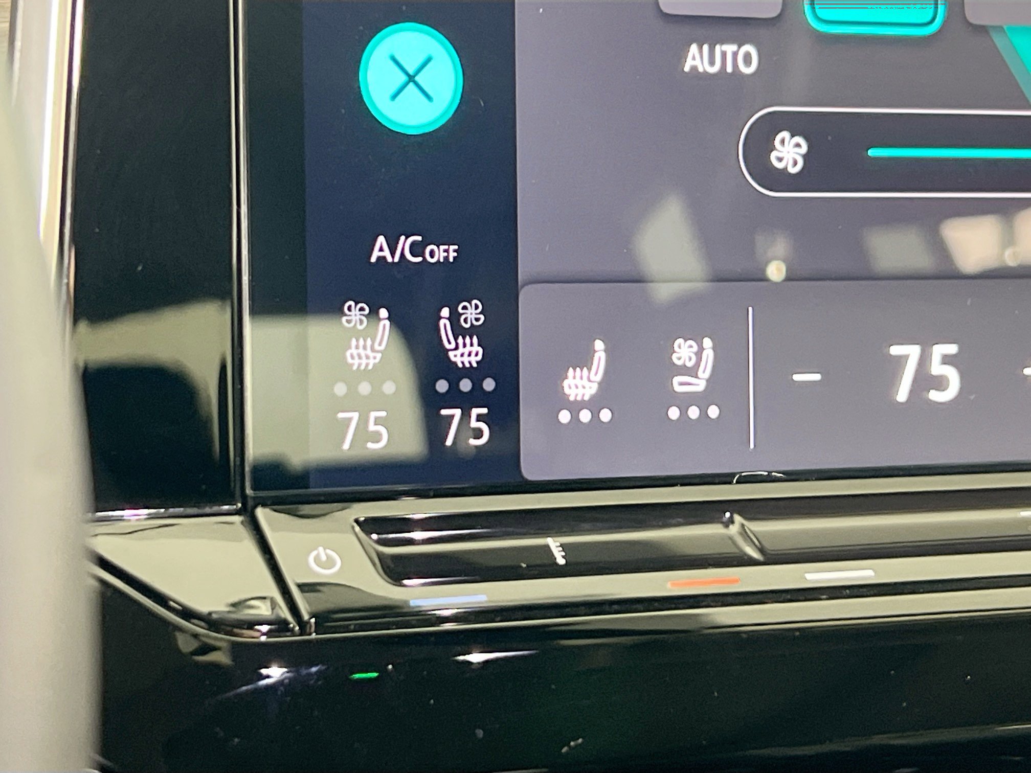 Used 2024 Volkswagen Atlas SEL image 20