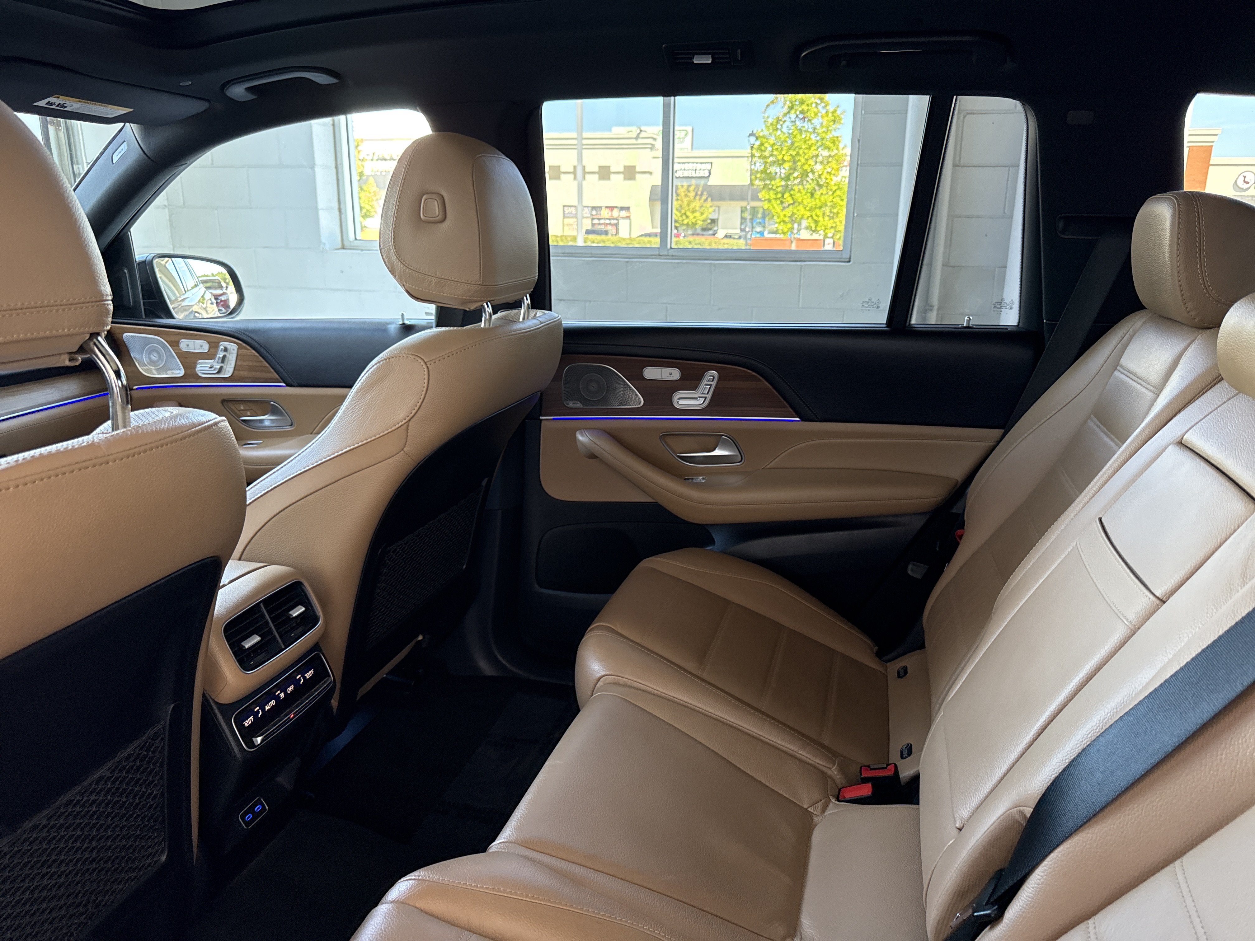Certified 2024 Mercedes-Benz GLS 450 4MATIC image 29