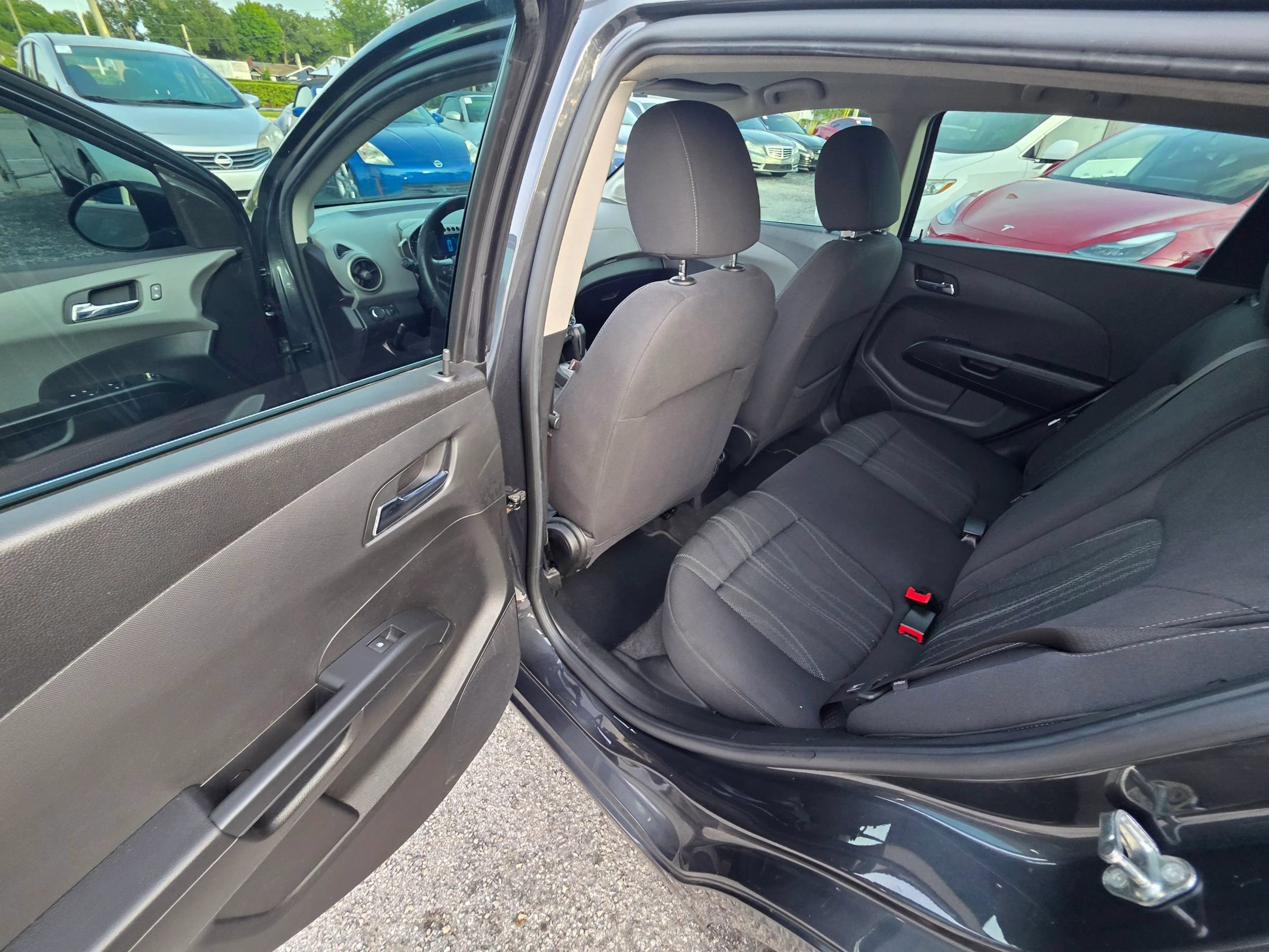 Used 2016 Chevrolet Sonic LT FWD image 12