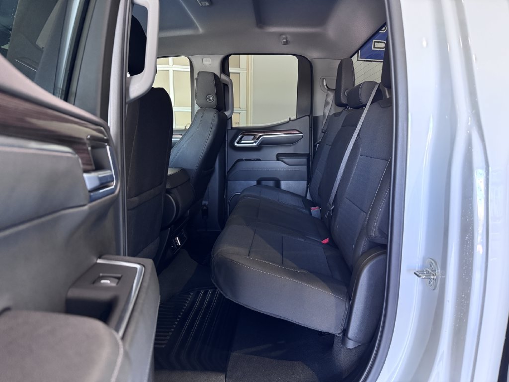 Certified 2023 Chevrolet Silverado 1500 LT AWD/4WD image 13