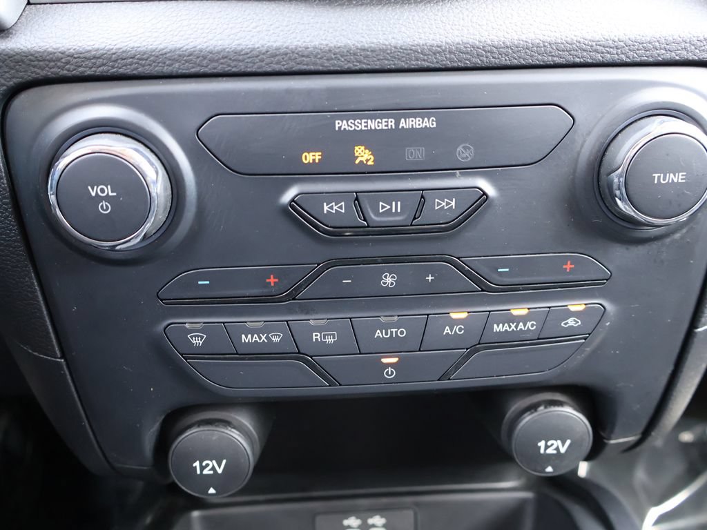 Used 2023 Ford Ranger XLT w/ Equipment Group 301A Mid RWD image 40