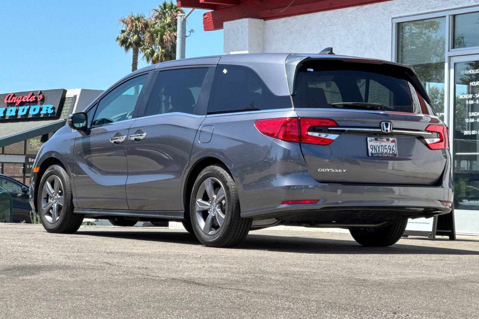 Used 2024 Honda Odyssey EX image 6