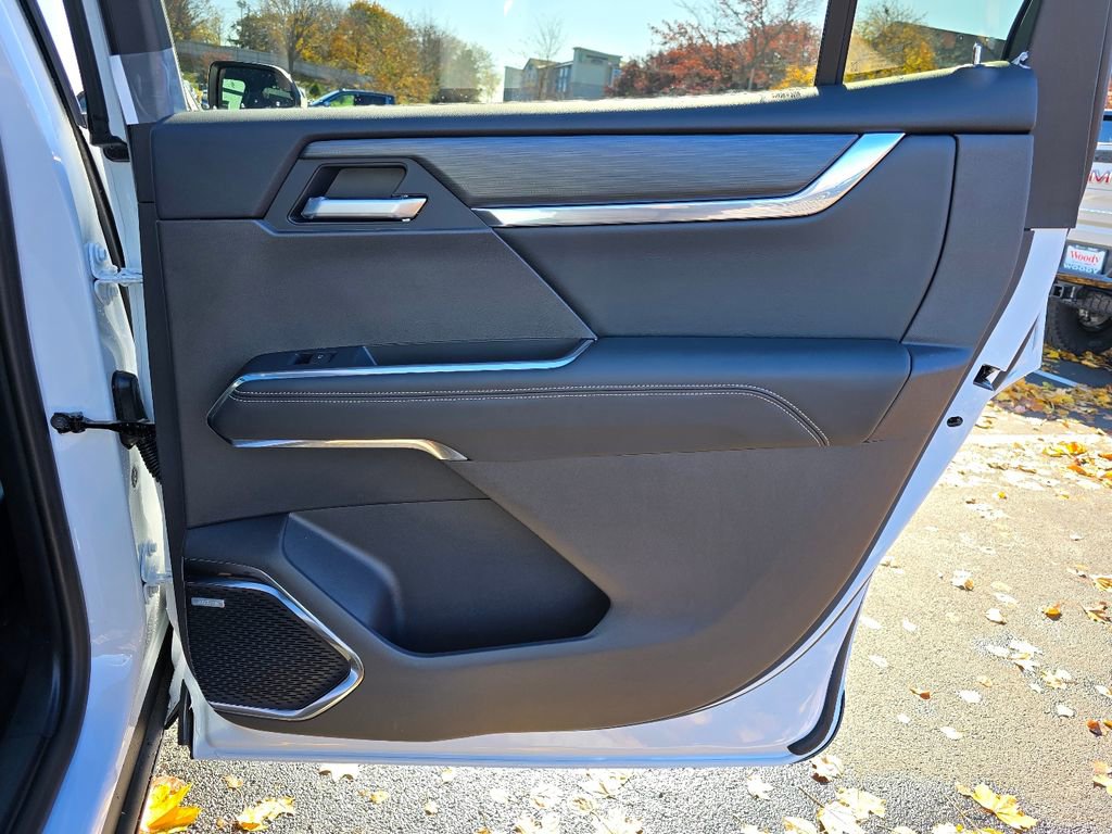 New 2026 GMC Acadia Elevation w/ Elevation Premium Package image 32