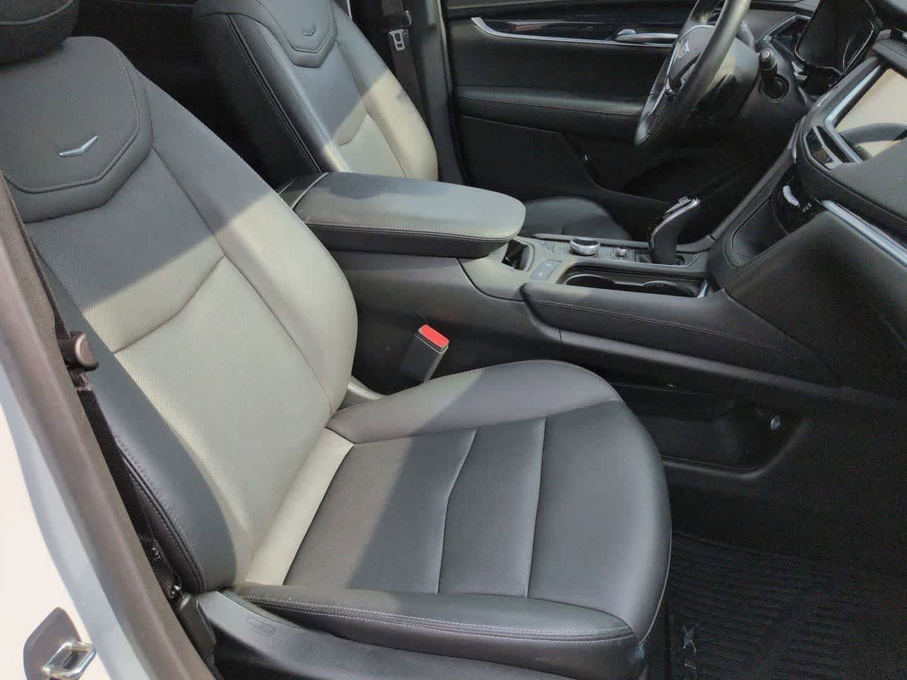 Used 2024 Cadillac XT5 Premium Luxury AWD/4WD image 23