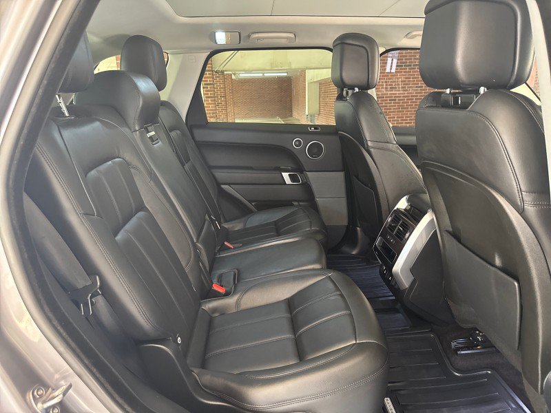 Used 2020 Land Rover Range Rover Sport SE AWD/4WD image 31