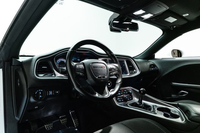 Used 2019 Dodge Challenger R/T Scat Pack w/ Shaker Package image 23