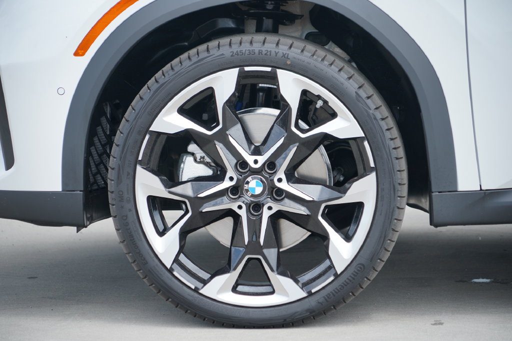 New 2027 BMW X2 xDrive28i AWD/4WD image 5