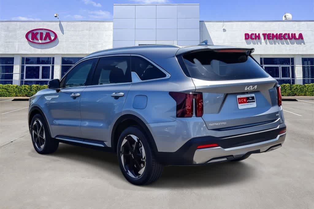 Certified 2025 Kia Sorento EX AWD/4WD image 6