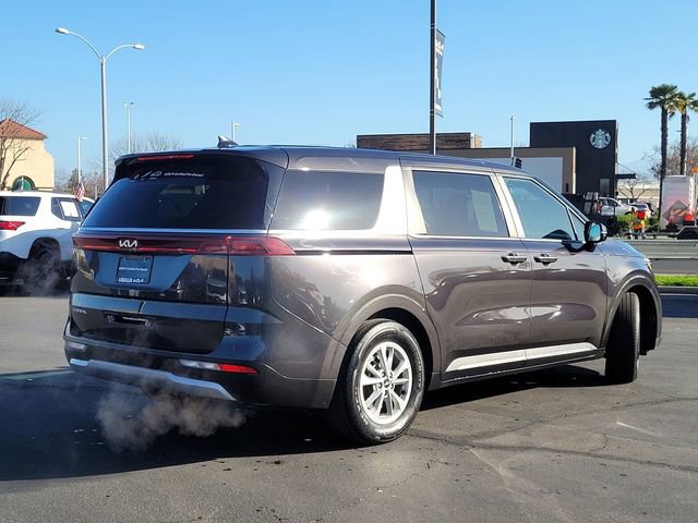 Certified 2024 Kia Carnival LX image 6