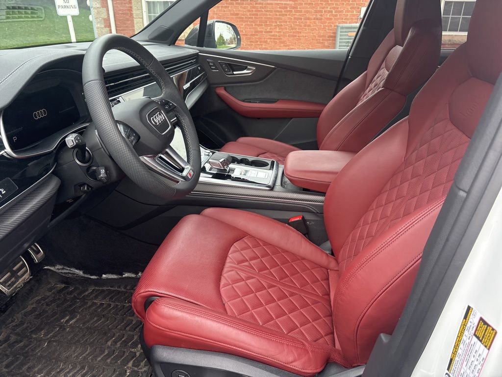 Used 2025 Audi SQ7 Prestige AWD/4WD image 10